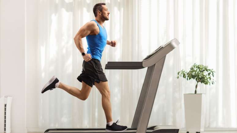 Oiliúint treadmill ergometric