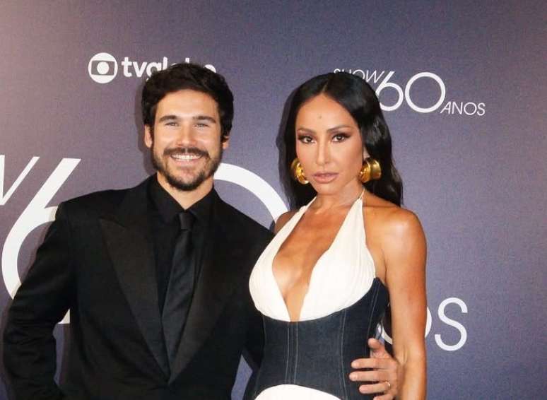 Nicolas Prattes e Sabrina Sato