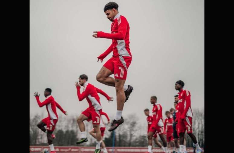 Nottingham Forest X Brentford: where to look, formations and arbitration Nottingham Forest X Brentford: where to look, formations and arbitration