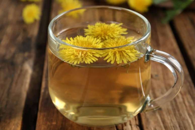 Ch&aacute; detox de dente-de-le&atilde;o 