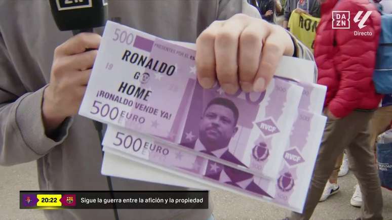 Los fanáticos toman la clase en protesta contra Ronaldo