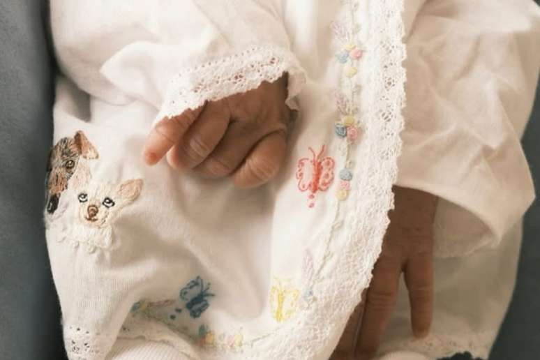 Manu Gavassi publishes the first photo and reveals the name of his daughter Manu Gavassi publishes the first photo and reveals the name of his daughter