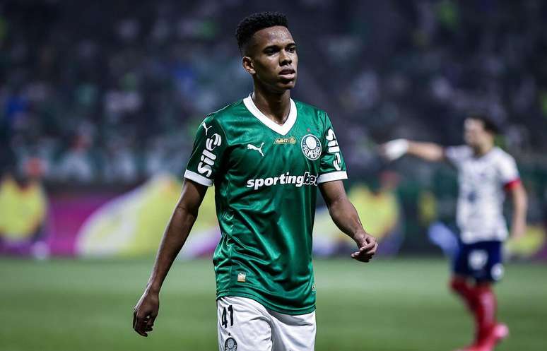 Estevão (Palmeiras) durante jogo contra o Bahia, no dia 27.04.2025 