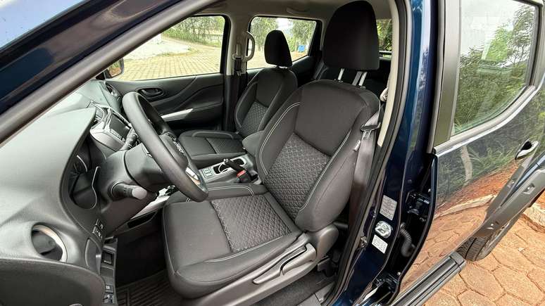 Nissan Frontier Attack