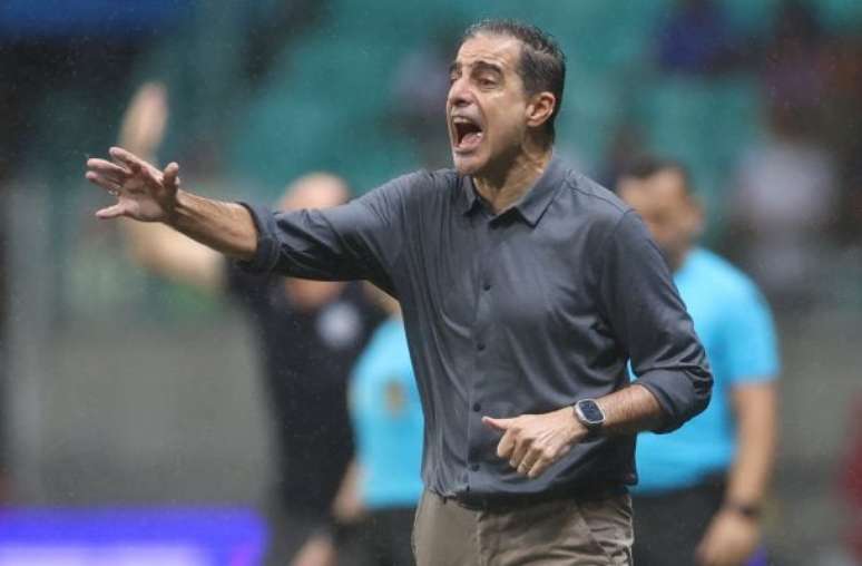 Paiva: “If we had the same effectiveness as Bahia …” Paiva: “If we had the same effectiveness as Bahia …”