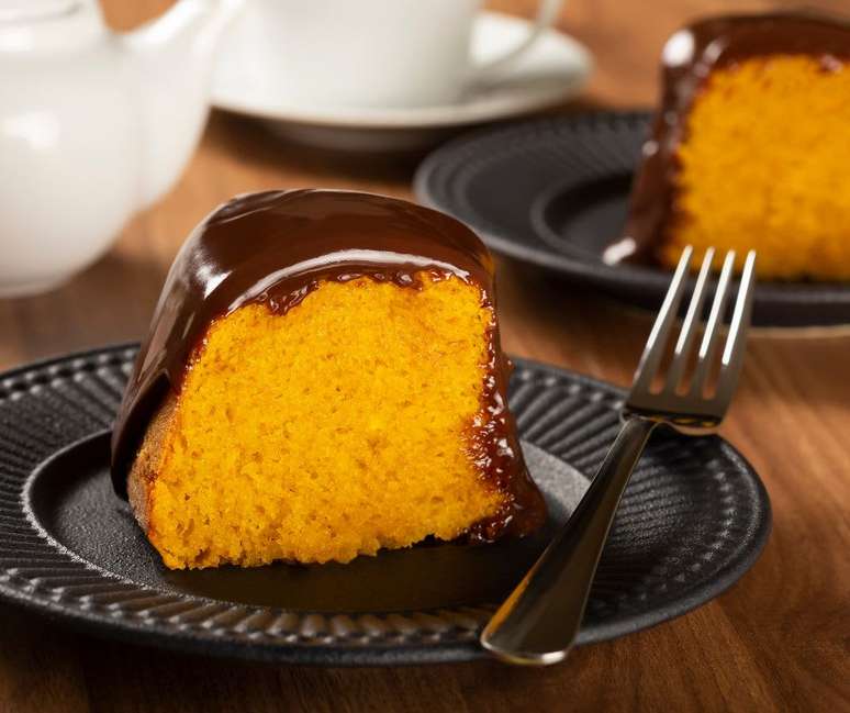Gluten and lactose carrot cake: the healthy treasure