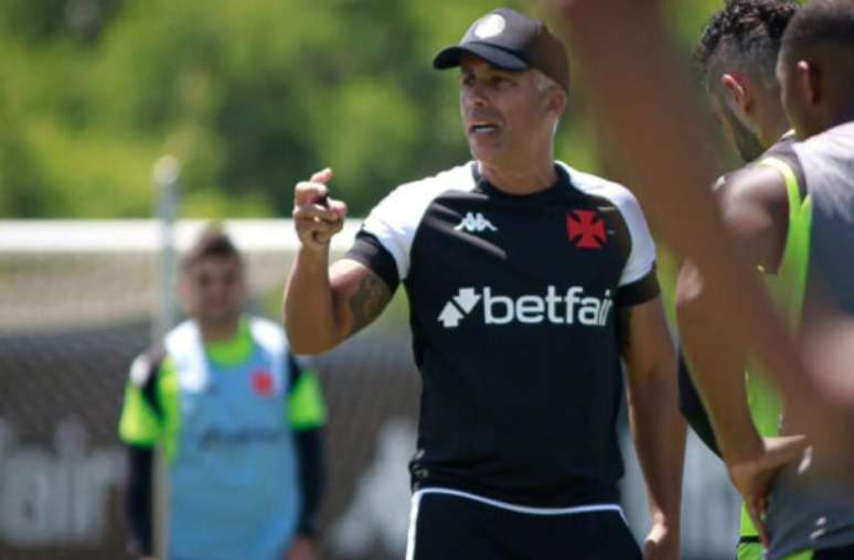 Felipe sees the evolution in Vasco and speaks of the possibility for the base Felipe sees the evolution in Vasco and speaks of the possibility for the base