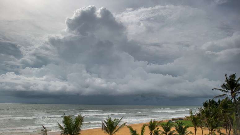 Maio: frente fria e tempestade em algumas regi&otilde;es