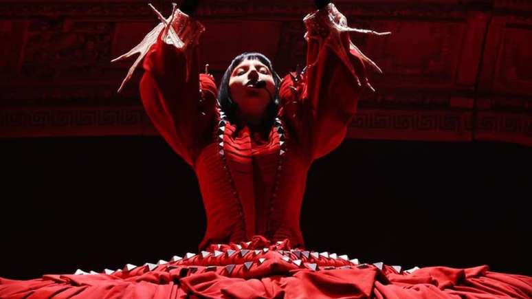 Maior show da carreira de Lady Gaga passou por amea&ccedil;a de bomba