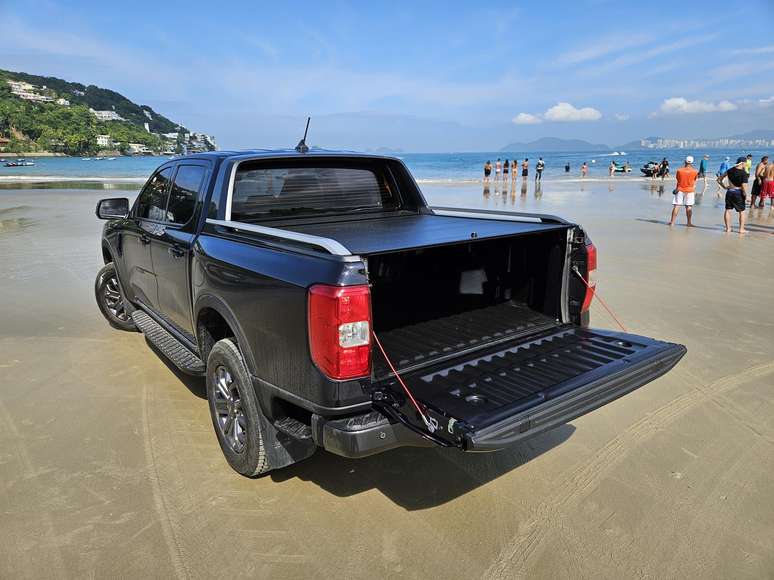 Ford Ranger Black 2.0 AT Diesel 4x2