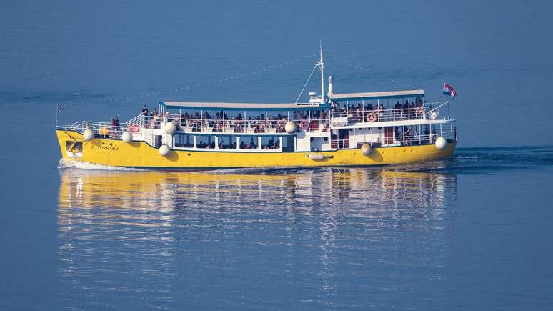 Tempestade provoca trag&eacute;dia em passeio de barcos e deixa nove mortos