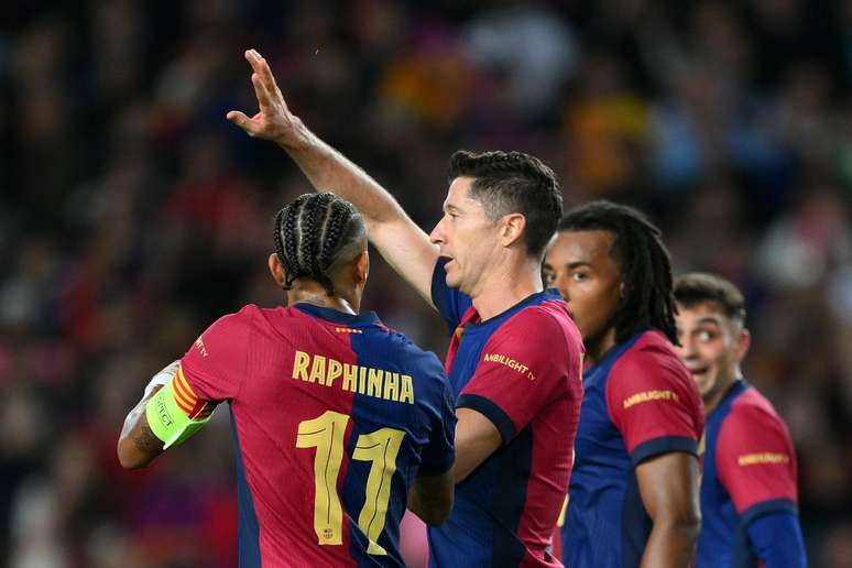 Lewandowski celebrando el objetivo para Barcelona. 