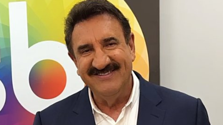 Contratado do SBT, Ratinho reclama do Trof&eacute;u Imprensa