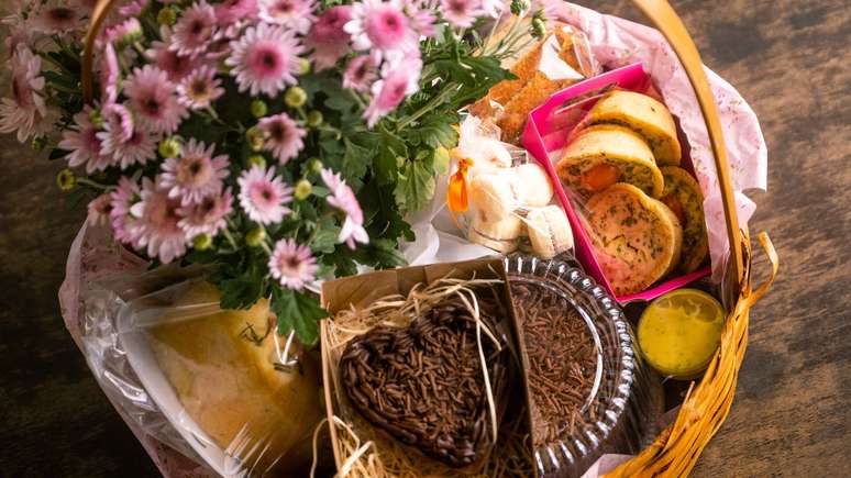 A cesta de caf&eacute; da manh&atilde; &eacute; um presente de Dia das M&atilde;es delicioso &ndash;