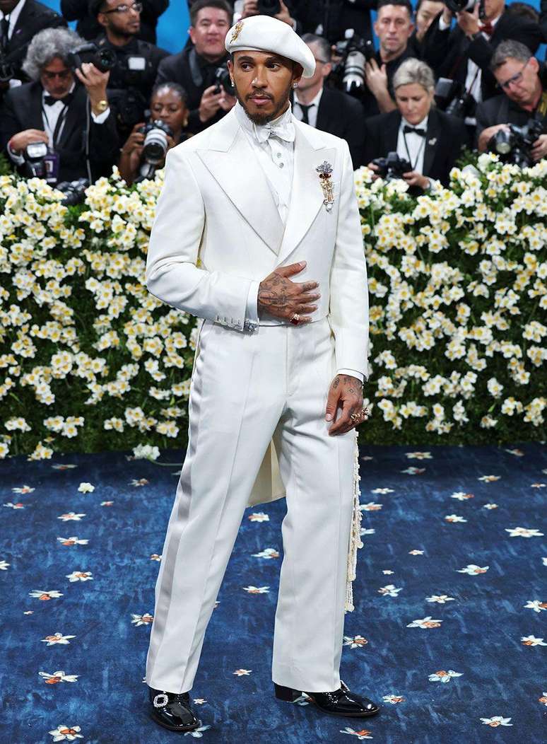 Sir Lewis Hamilton no Met Gala 2025