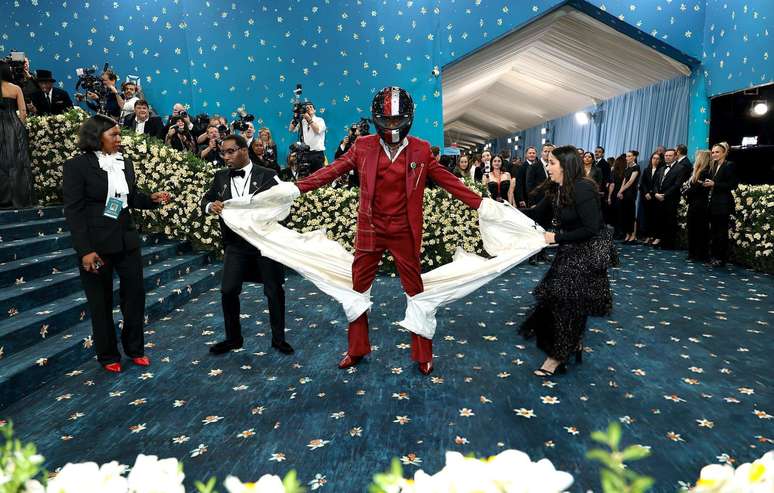 Damson Idris revela o terno Tommy estilizado para ele 