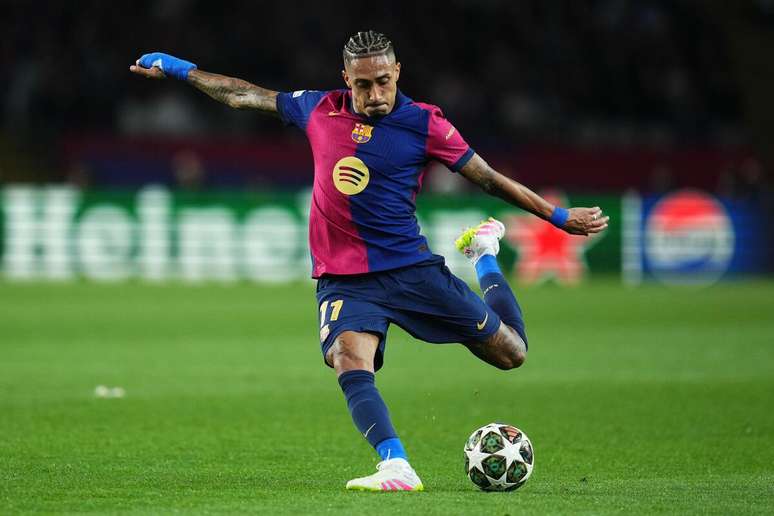 Raphinha (Barcelona) durante jogo contra a Inter de Milão, no dia 01.05.2025 