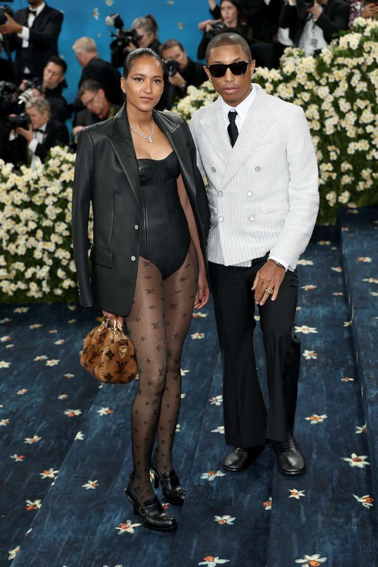 Helen Lasichanh e Pharrell Williams (Foto: Michael Loccisano/GA/The Hollywood Reporter/Getty Images/Louis Vuitton/Divulga&ccedil;&atilde;o)