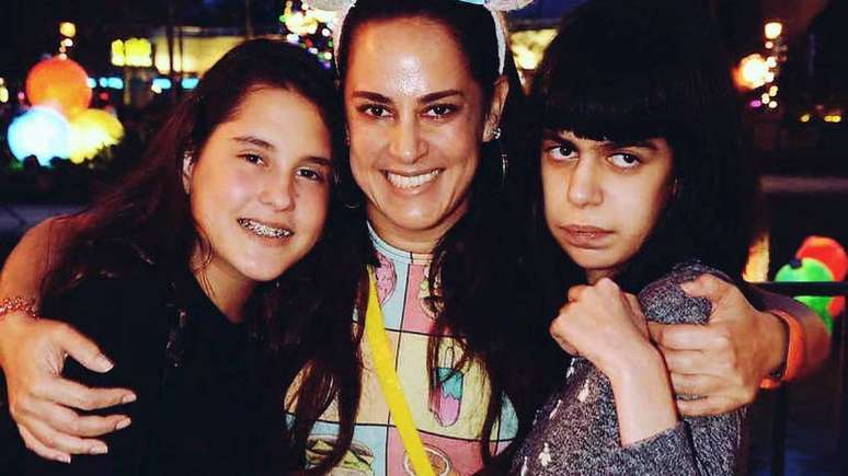 Silvia Abravanel se define como mãe leoa