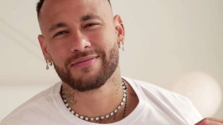 Flirt? The influencer plays with Neymar and receives an unusual answer Flirt? The influencer plays with Neymar and receives an unusual answer