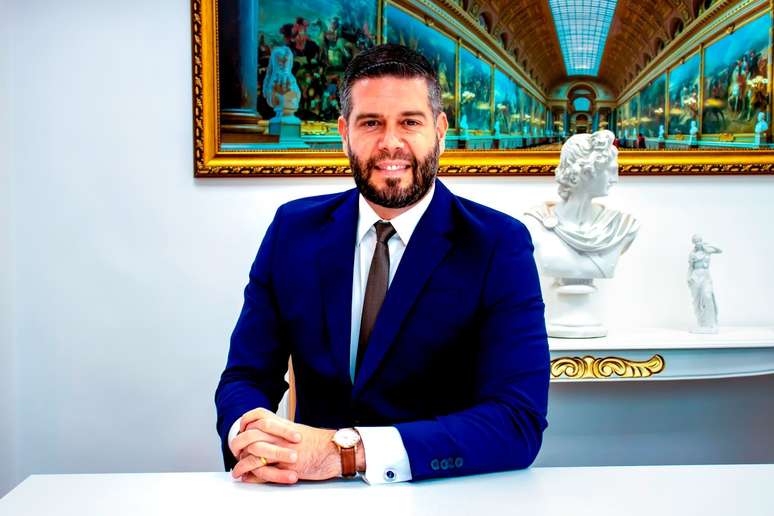Leandro Luzone, o advogado brasileiro com atuação internacional, à frente de uma carreira que conecta sistemas jurídicos e mercados em diversos países.
