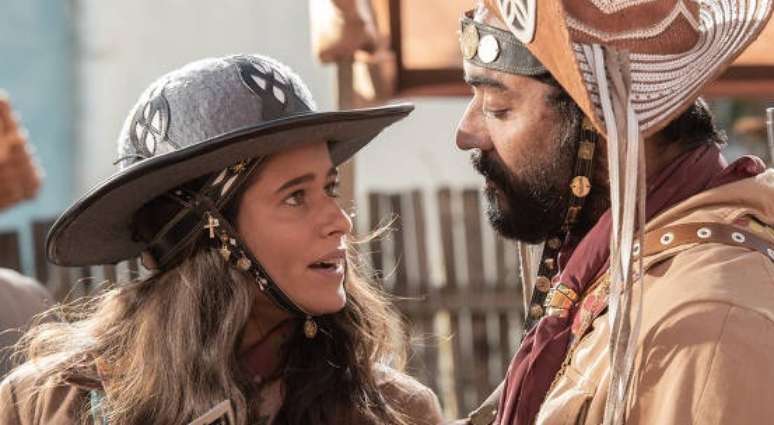 Isadora Cruz (Rosa) e Thomas Aquino (Josué) são a versão de Maria Bonita e Lampião na novela 'Guerreiros do Sol'