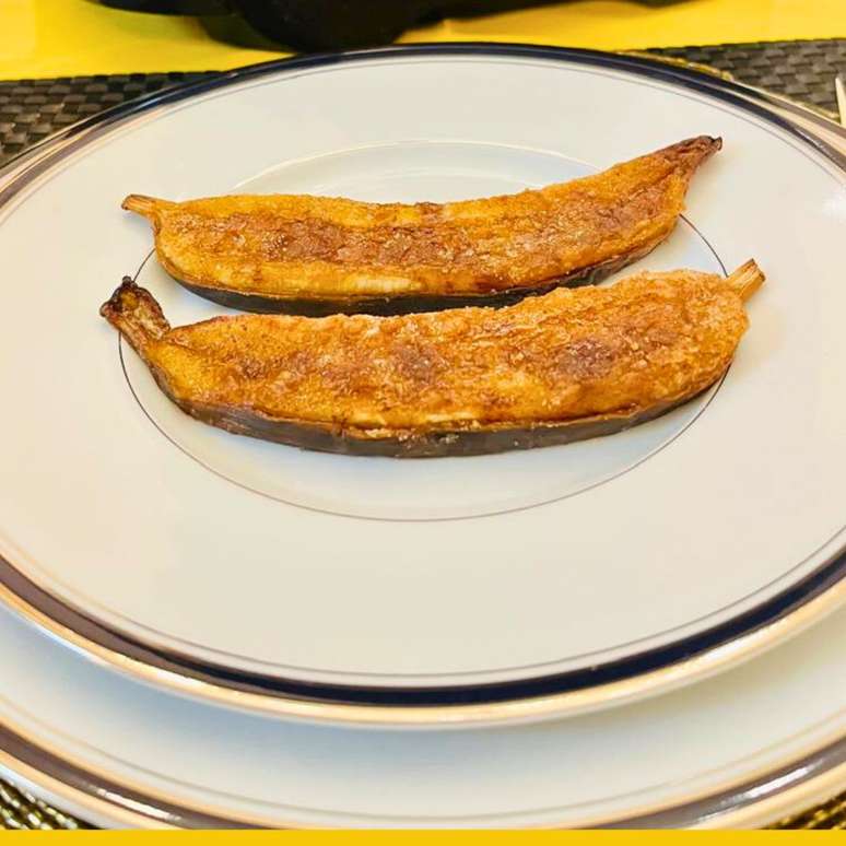 Banana “Fried” on Airfryer: healthy dessert, easy