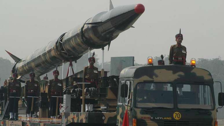 M&iacute;ssil Agni &eacute; um dos m&iacute;sseis bal&iacute;sticos desenvolvidos pela &Iacute;ndia