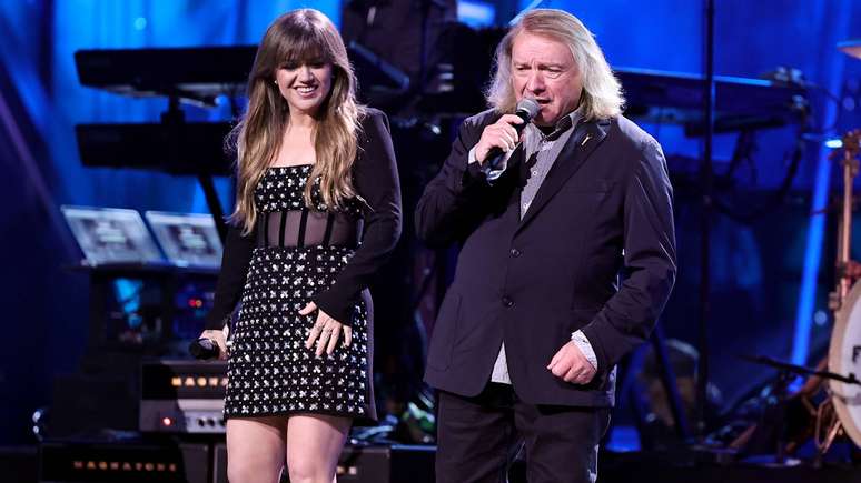 Kelly Clarkson e Lou Gramm no Rock and Roll Hall of Fame 2024 -