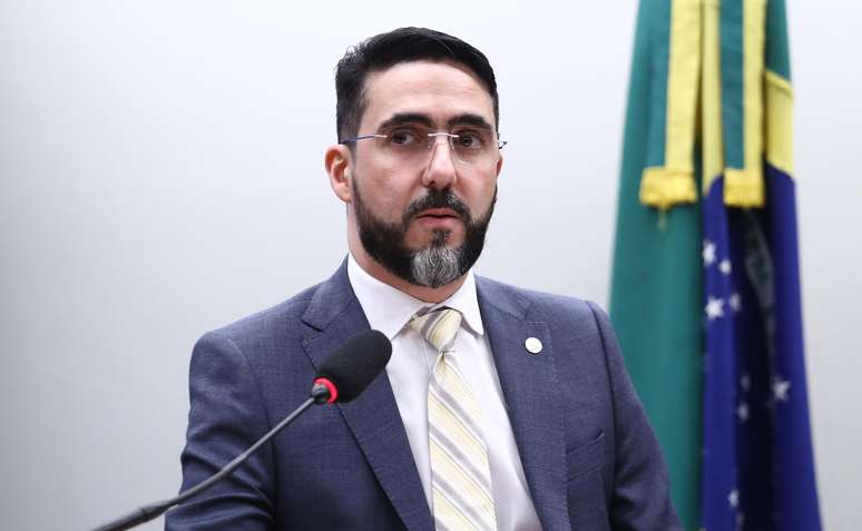 Diretor-presidente substituto da Anac, Roberto José Silveira Honorato