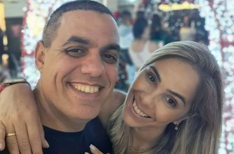 Samir Carvalho atirou várias vezes e deu dez facadas na companheira, Amanda Fernandes 