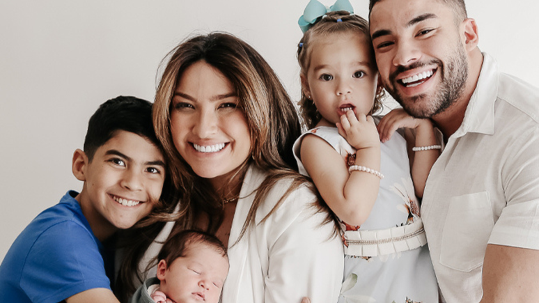 Thayse Teixeira opens the heart about motherhood: “It is not an easy task” Thayse Teixeira opens the heart about motherhood: “It is not an easy task”