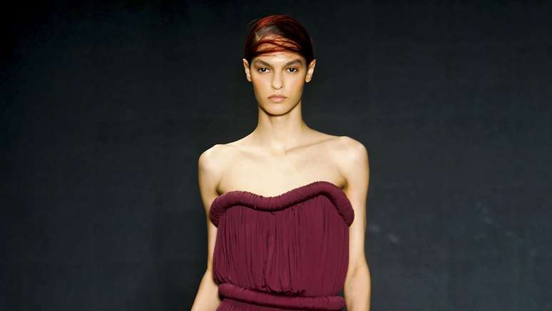 The designer Weider Silveiro expresses their devotion to women on the spfw catwalk