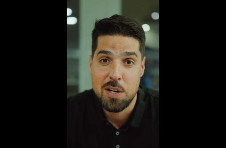Reprodução/ Twitter Sport - Legenda: António Oliveira tem passagens por Athletico, Cuiabá, Coritiba e Corinthians