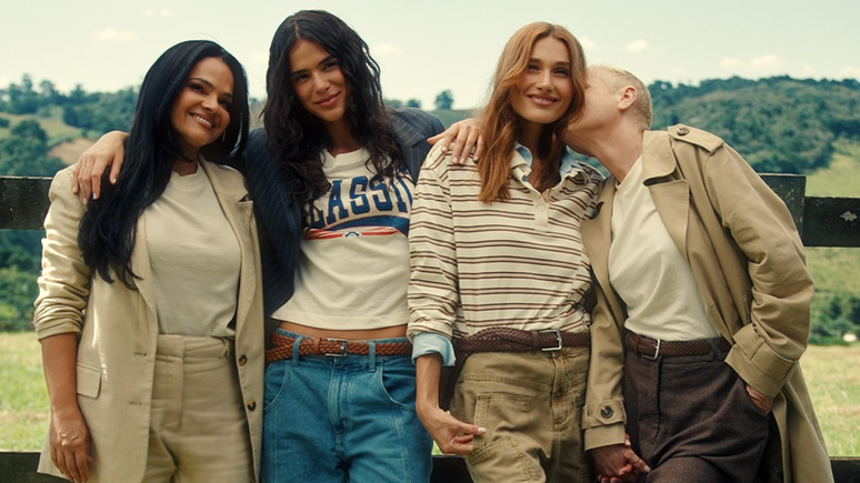 Neide Maia, Bruna Marquezine, Sasha e Xuxa 