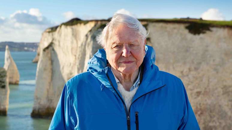 'Tar éis beagnach 100 bliain ar an bpláinéad, tuigim anois nach bhfuil an áit is tábhachtaí ar domhan ar an Domhan, ach ar an bhfarraige,' arsa David Attenborough