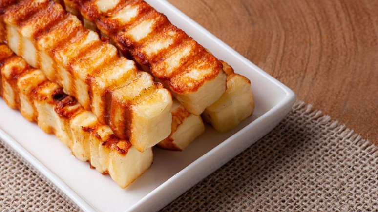 Como fazer queijo coalho na AirFryer – Foto: Shutterstock