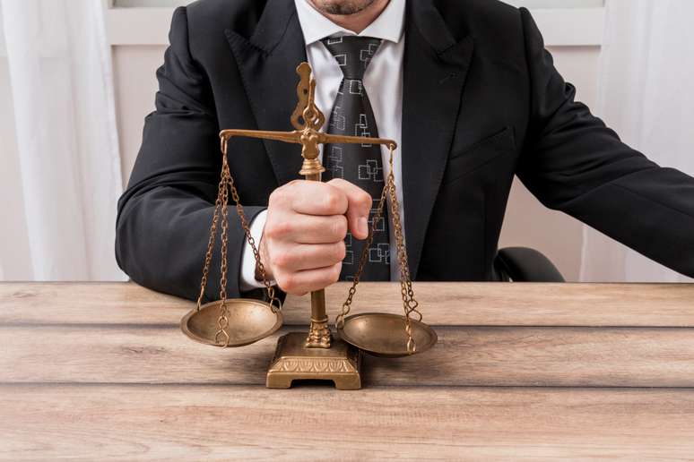 Profissionais da área da Justiça tem Santo Ivo como protetor