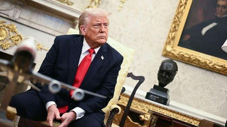 Para atingir suas metas de deportação de imigrantes, o governo Donald Trump precisaria duplicar a capacidade dos centros de detenção existentes nos Estados Unidos