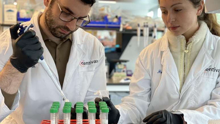 Researchers work to develop a universal antidote against snake poison Researchers work to develop a universal antidote against snake poison