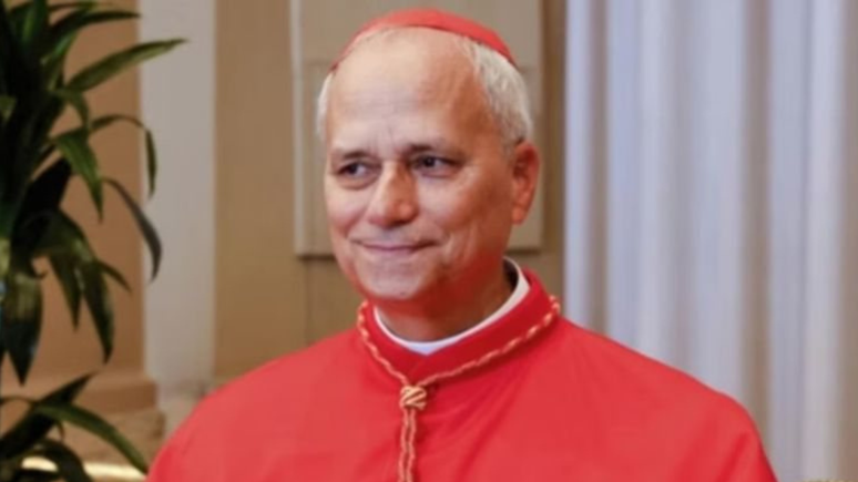 Revelado! Qual o significado do brasão e assinatura do novo Papa Leão XIV?