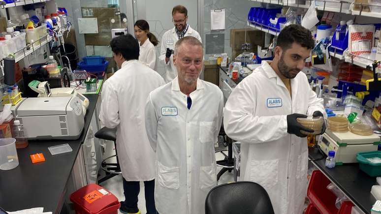 Tim Friede (Center) wanted to help develop better therapies for the victims of the snake bite Tim Friede (Center) wanted to help develop better therapies for the victims of the snake bite