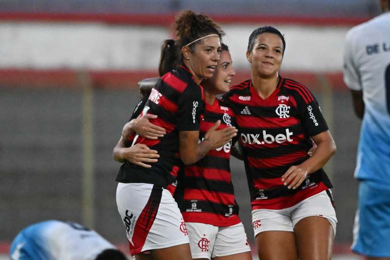 Marcanna Cristiane do Flamengo i Brasileirão na mBan, i gcoinne Real Brasilia