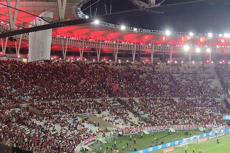 Los fanáticos de Flamengo ya no están llenos de Maracanã y luchan contra el precio de las entradas.