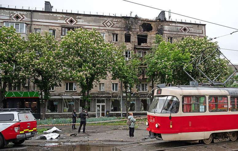 Drones e m&iacute;sseis continuam atingindo cidades e vilarejos ucranianos, segundo informa&ccedil;&otilde;es das for&ccedil;as armadas do pa&iacute;s