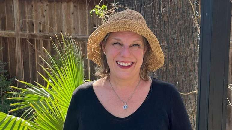 Sierra Hanson se preocupa com os danos que a IA pode causar na nossa habilidade de resolver problemas