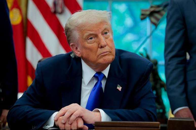 O presidente dos Estados Unidos, Donald Trump, saudou o an&uacute;ncio de seu hom&oacute;logo russo, considerando que ele pode abrir caminho para "um mundo melhor"