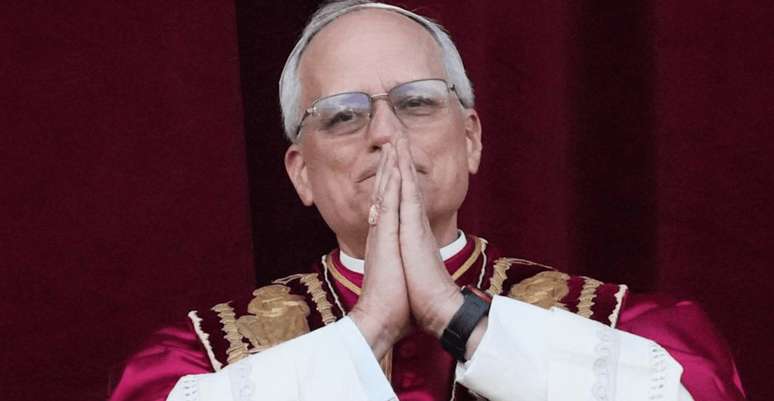 PAPES POP: the watches worn by Leo XIV, Francisco, Benedict XVI and John Paul II PAPES POP: the watches worn by Leo XIV, Francisco, Benedict XVI and John Paul II