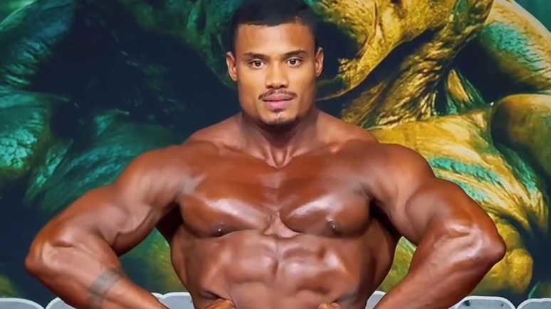 Luto! Fisiculturista sofre parada card&iacute;aca em competi&ccedil;&atilde;o e morre aos 30 anos