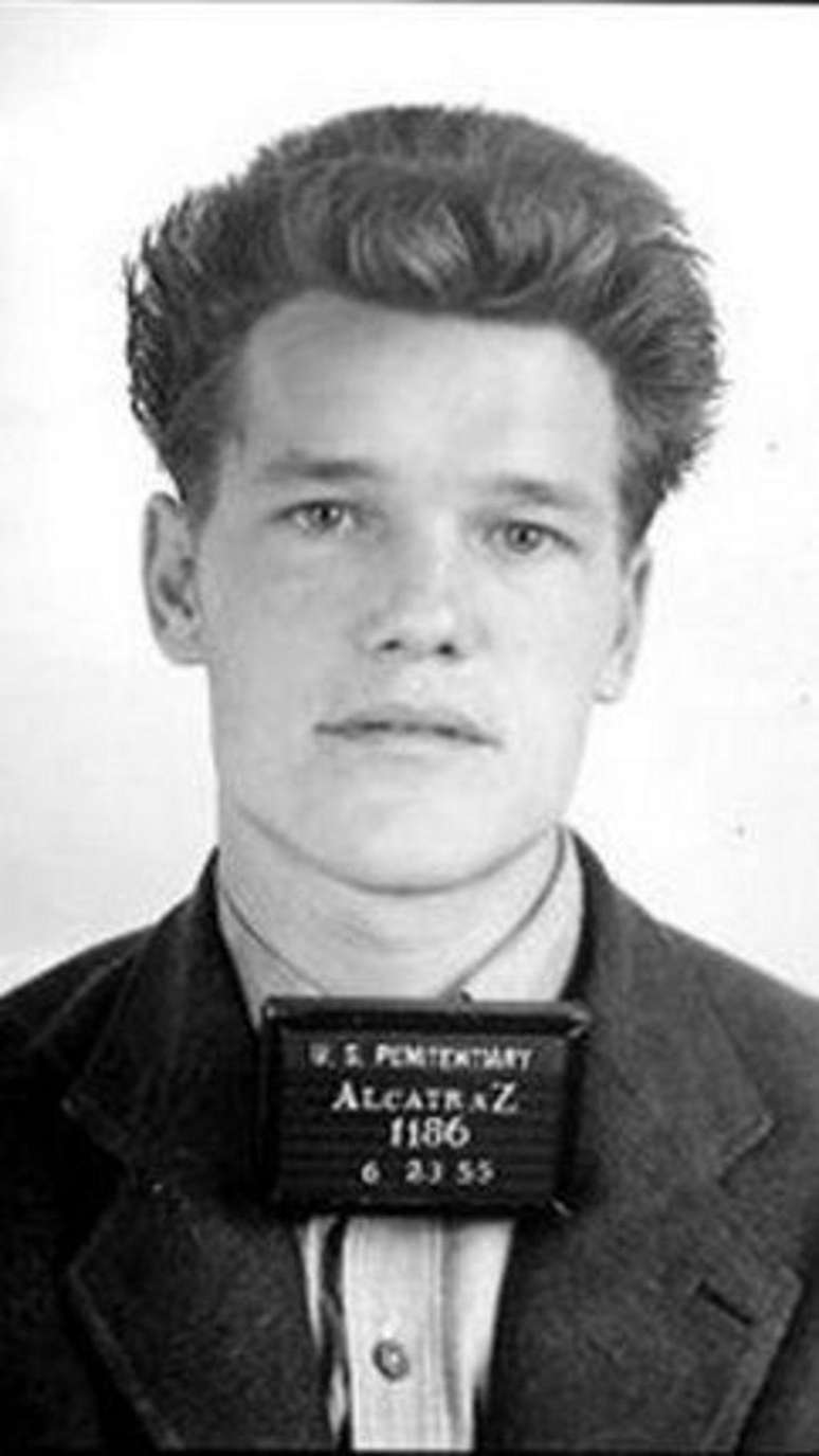 Charlie Hopkins passou tr&ecirc;s anos na pris&atilde;o de Alcatraz, depois de causar problemas em outras penitenci&aacute;rias americanas